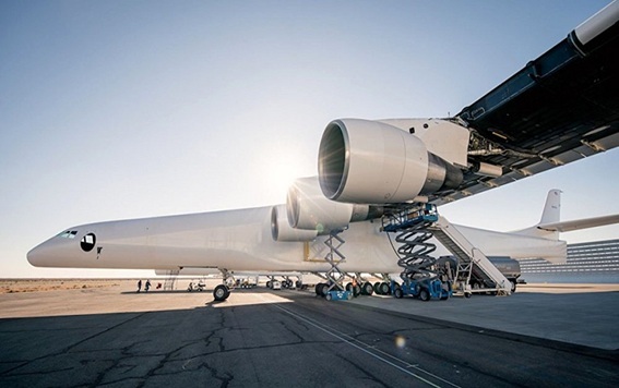 El avión más grande del mundo capaz de transportar cohetes