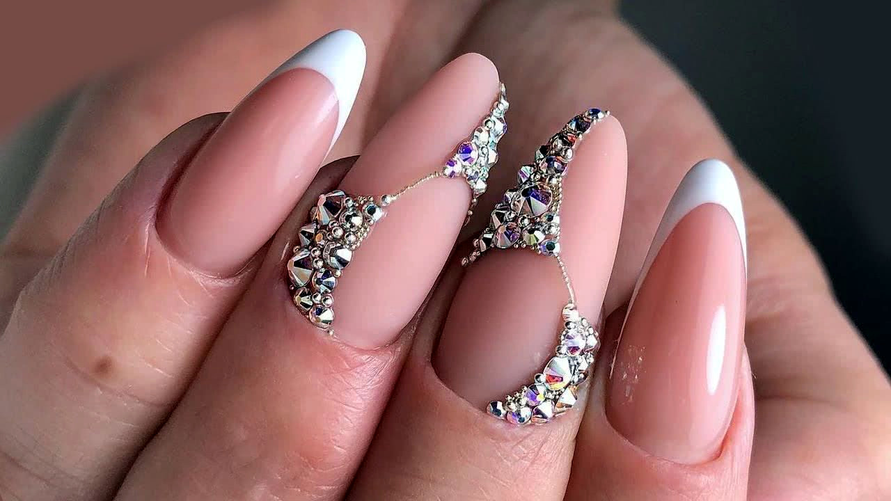 portada diseños de uñas acrílicas