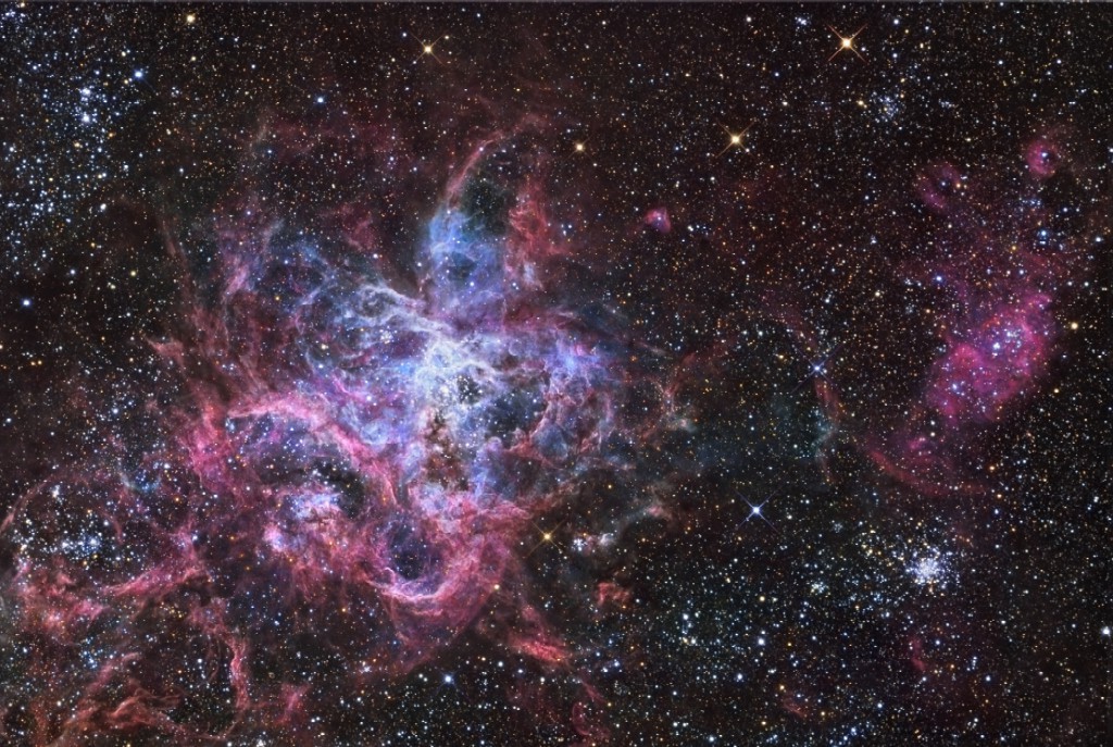 Nebulosa de la Tarántula: la nebulosa más grande |:  6 objetos más grandes del universo |  bayas de cerebro