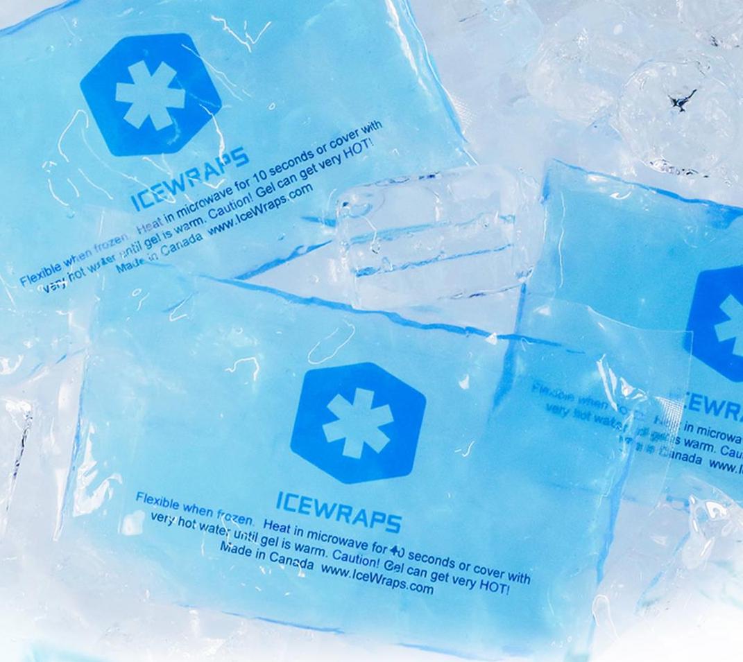 Forre su recipiente con bolsas de hielo congeladas  8 formas de evitar que el hielo se derrita |  bayas de cerebro