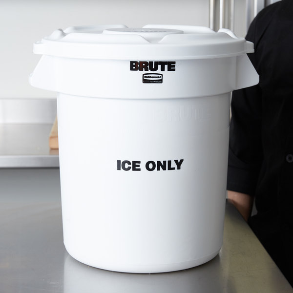 Utilice un recipiente de color claro.  8 formas de evitar que el hielo se derrita |  bayas de cerebro